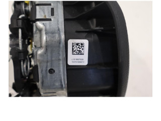 Подушка безопасности водителя 5G0880201J   Volkswagen Golf VII