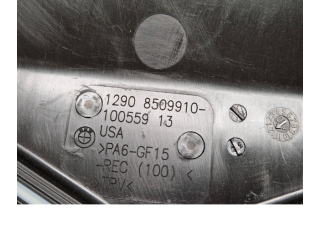 Блок предохранителей 8509909, 8509910 BMW X3 F25