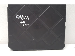 Блок комфорта 2Q0937089A Skoda Fabia Mk3 (NJ)