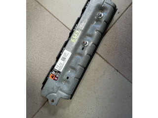 Подушка безопасности для колен 812481232 Chevrolet Camaro