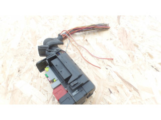 Pojistková skříňka 13246915 Opel Corsa D 2011