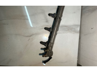 Топливная рампа 036133319AK   Volkswagen Golf IV  