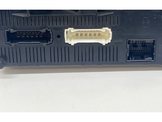 Блок комфорта 21659062, P8200234046 Renault Clio II