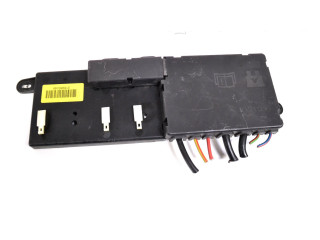 Блок предохранителей 318986049 Jaguar XJ X351
