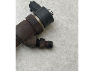 Форсунка 0445110251, 30750283    Volvo V70   