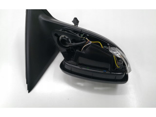 Зеркало электрическое Skoda Fabia Mk3 (NJ) 2015 - 2021 года