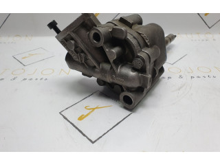 Масляный насос Volkswagen Transporter - Caravelle T4