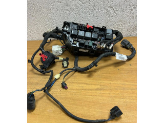 Блок предохранителей  8888752265, 31473880   Volvo XC40    