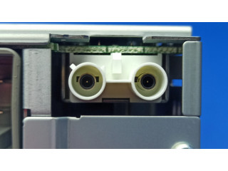 Радио/ проигрыватель CD/DVD / навигация