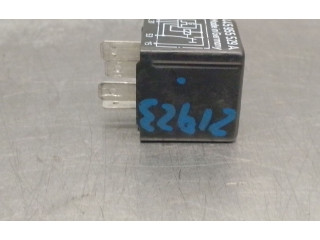 Блок предохранителей 445955529A, 5W0005374HELLA   Audi Coupe    