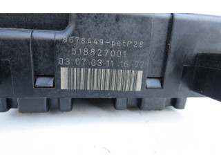 Блок предохранителей 8678449 Volvo XC90