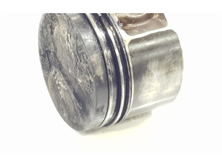 Píst 120107F411, 120107F411   Nissan Terrano    TD27TI 