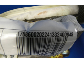 Боковая подушка безопасности 1768600202   Mercedes-Benz A W176