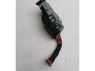 Pojistková skříňka 13222786 Opel Zafira C 2015