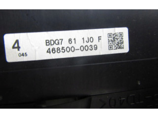 Дисплей    BDG7611J0   Mazda 3 II