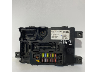 Pojistková skříňka 13142241, 000292540 Opel Corsa D 2008