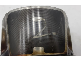  Поршень с шатуном  0628W2  Citroen C1 для бензинового двигателя 1.0