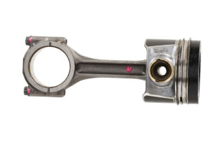 Шатун 04L105401A Volkswagen Transporter - Caravelle T6