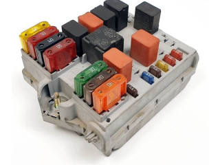 Pojistková skříňka 46763650 Fiat Punto (188) 1999