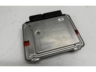 Блок управления двигателя 03L906018D   Volkswagen Touran II