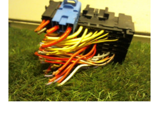 Блок предохранителей Renault Twingo II