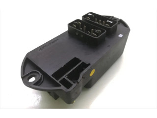 Блок предохранителей LNE2800CA Jaguar XJ X308