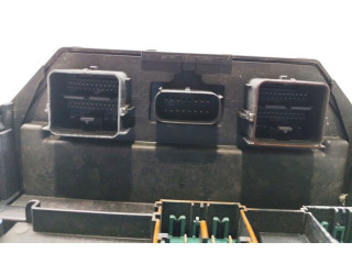 Блок предохранителей 68303924AB Jeep Wrangler