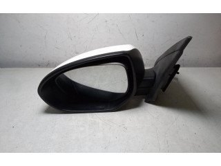 Зеркало электрическое Mazda 3 II 2009 - 2013 года