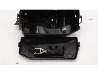 Блок предохранителей 2Q0937132A Audi A1