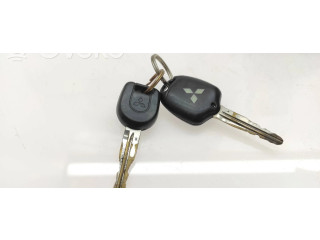 Комплект блоков управления MR587312, X1T14073M Mitsubishi Outlander