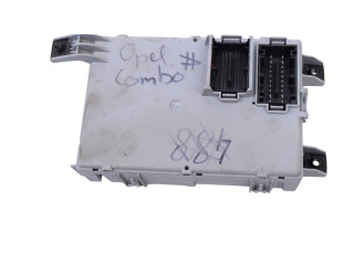 Блок предохранителей 00520028650   Opel Combo D    