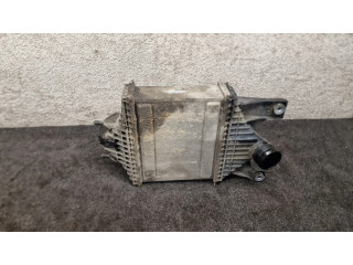 Интеркулер FPLA6K775AB Land Rover Discovery 5 2.0