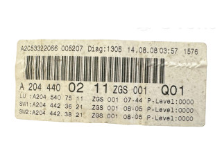 Přístrojová deska Mercedes-Benz C W204 2010 A2044400211, A2045407511