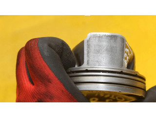 Píst CJX Audi A3 S3 8V