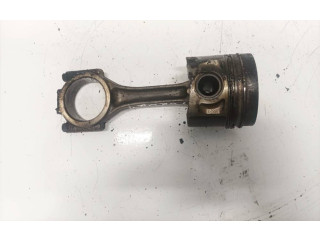 Píst Volkswagen PASSAT B5.5