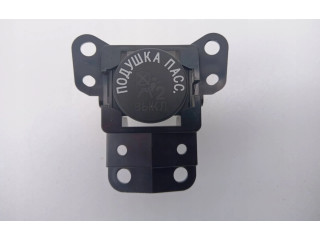 Подушка безопасности пассажира 8050A058-A Mitsubishi Pajero Sport II