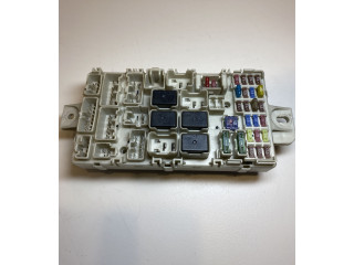 Блок предохранителей 01625J25 Mitsubishi L200