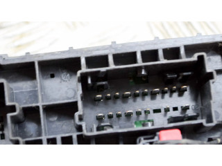 Блок предохранителей 103440600C, 103440500E Tesla Model S