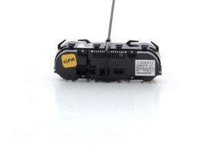 Блок управления климат-контролем A2469000515, I0-6825G Mercedes-Benz A W176