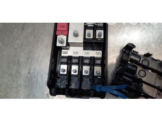   Pojistková skříňka 19011400070, 932102303   BMW X2 F39 2020