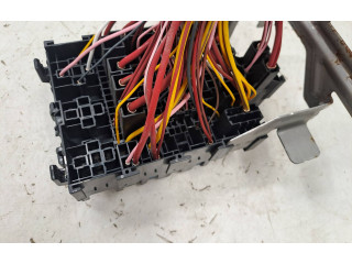 Блок предохранителей 252367589R Dacia Sandero III