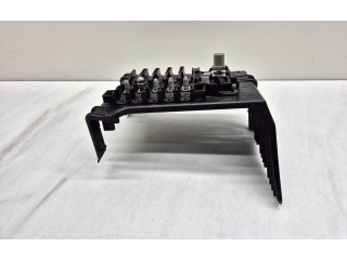 Блок предохранителей 1EA937548, 2Q0937550B   Volkswagen ID.3    