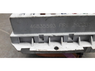 Рулевая рейка  Ящик предохранителей (комплект) 46835593   Fiat Punto (188) 1999 - 2010 года