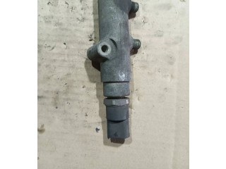 Топливная рампа 30622085, 000448   Volvo XC90  