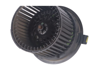 Вентилятор печки 272108821R Dacia Sandero