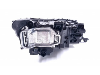 Передняя фара  