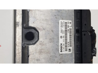 Řídící jednotka 0281001633, 90508986 Opel Vectra B 2000