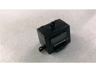 Панель приборов 8111031050, K3868 Skoda Octavia Mk1 (1U)