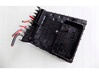 Блок предохранителей 1e010708503 Skoda Octavia Mk2 (1Z)