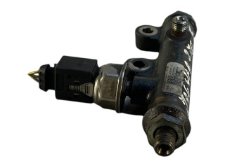 Топливная рампа 4R8Q1K066AE, 5WS40128 Jaguar S-Type 2.7